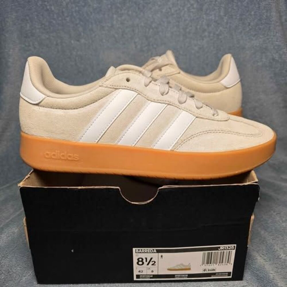Adidas Barreda sneakers Mens Size 8.5